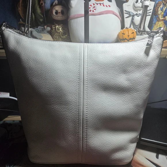 Michael Kors Cream Shoulder Bag - Picture 5 of 6